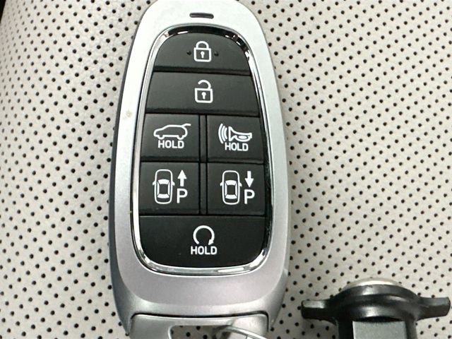 Used 2022 Hyundai Tucson Limited image 18