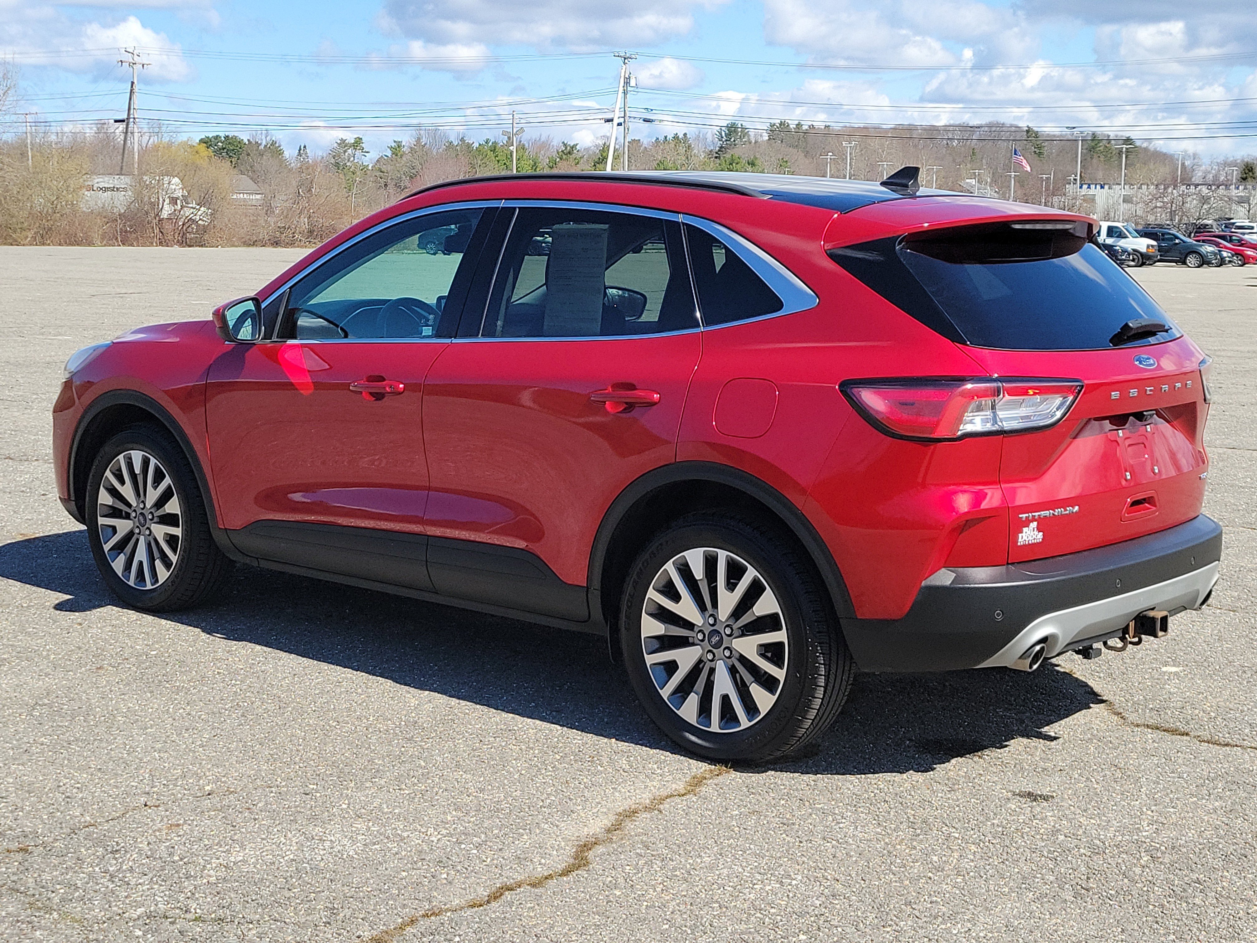 Used 2022 Ford Escape Titanium w/ Class II Trailer Tow Package AWD/4WD image 7