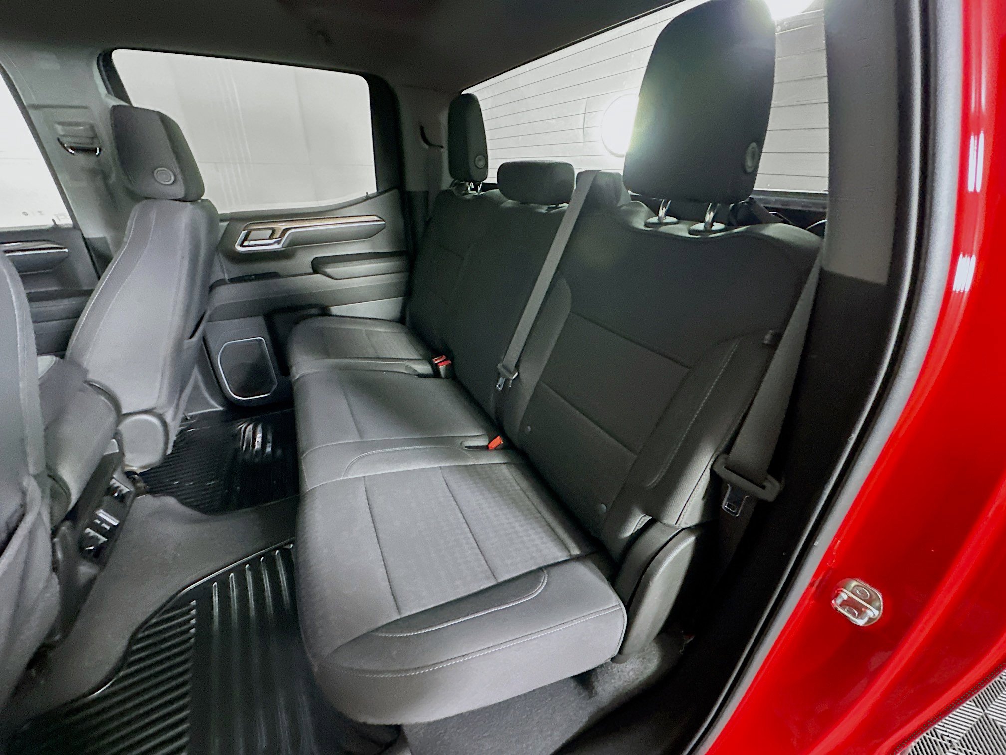 Used 2023 Chevrolet Silverado 1500 LT AWD/4WD image 27