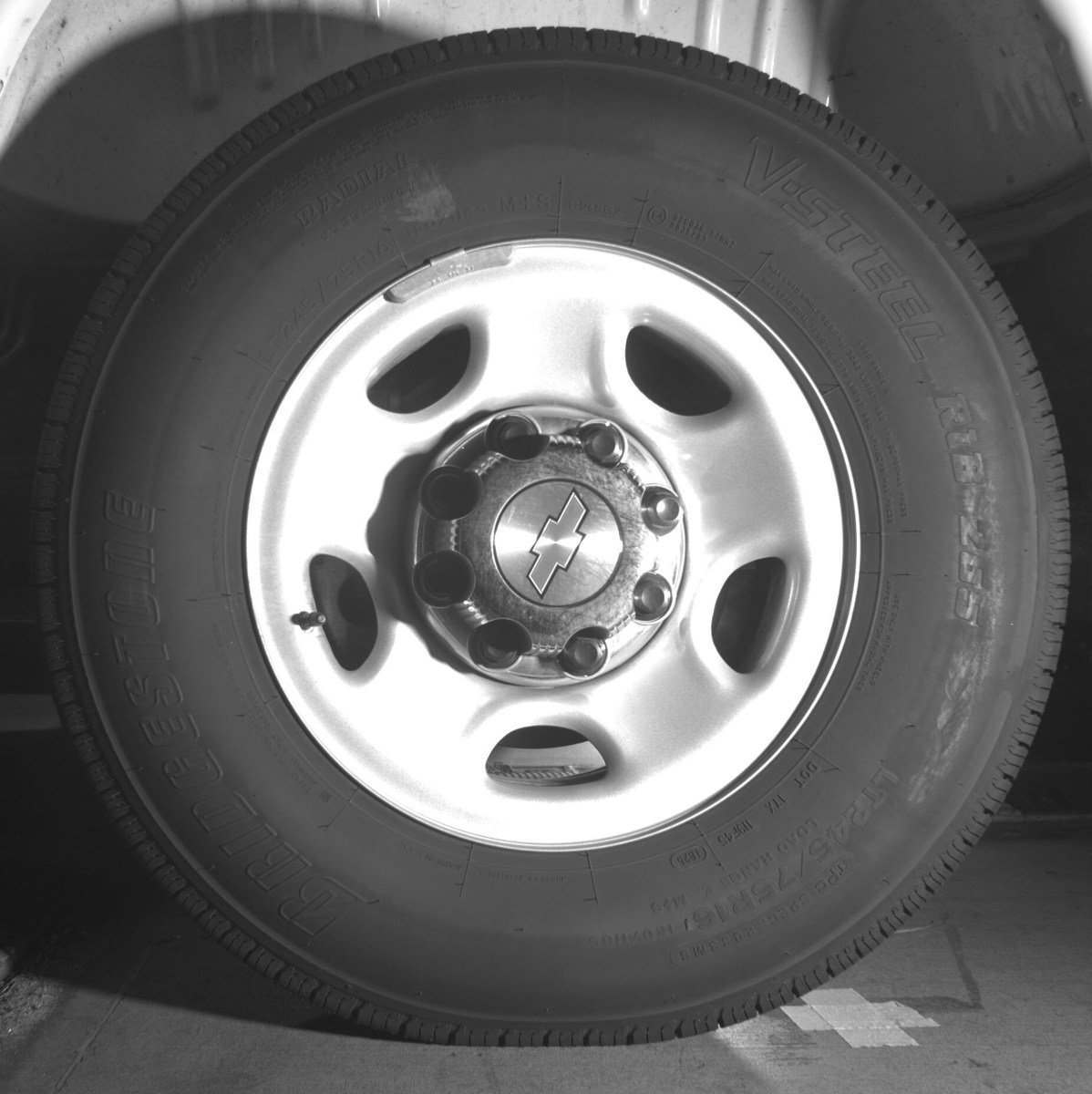 Used 2025 Chevrolet Express 3500 LT w/ LT Preferred Equipment Group image 11