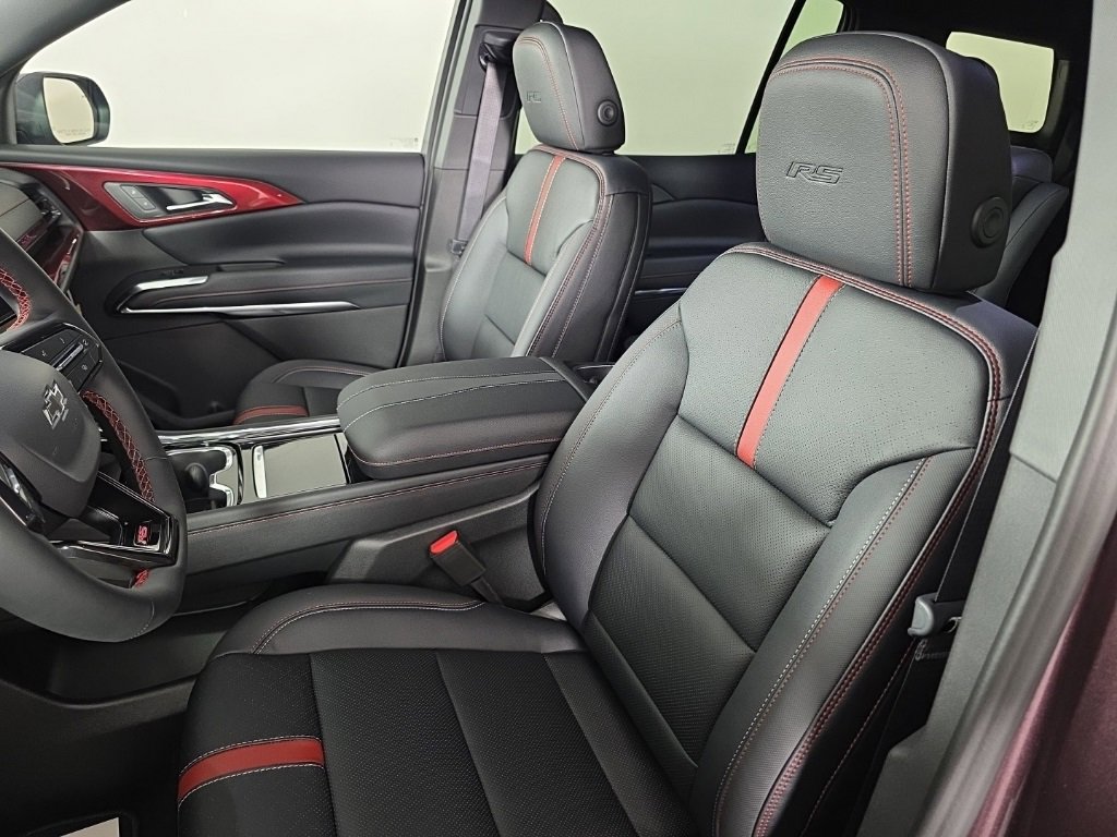 New 2026 Chevrolet Traverse RS image 17