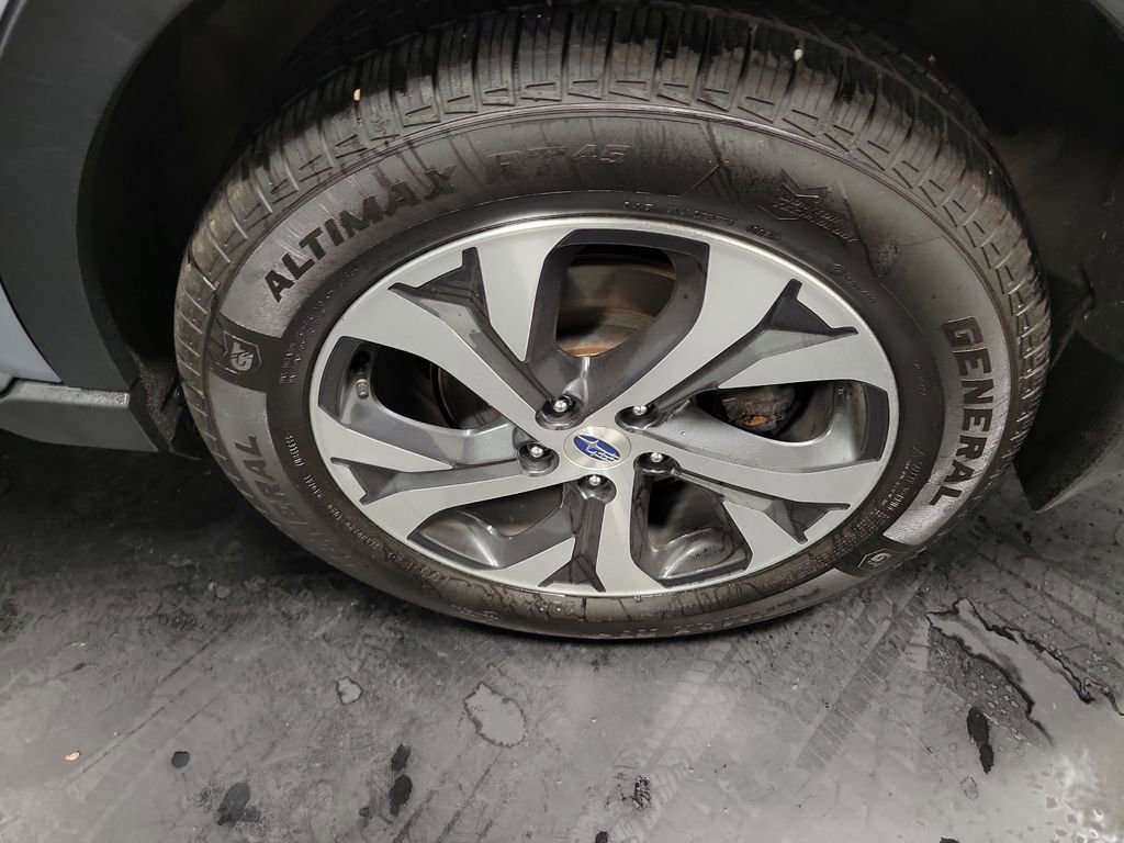 Used 2020 Subaru Outback Limited w/ Popular Package #2 image 11