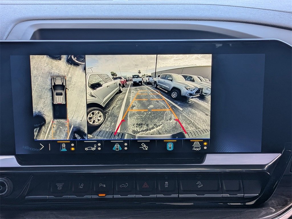 Used 2024 Chevrolet Silverado 2500 LTZ w/ LTZ Convenience Package image 32