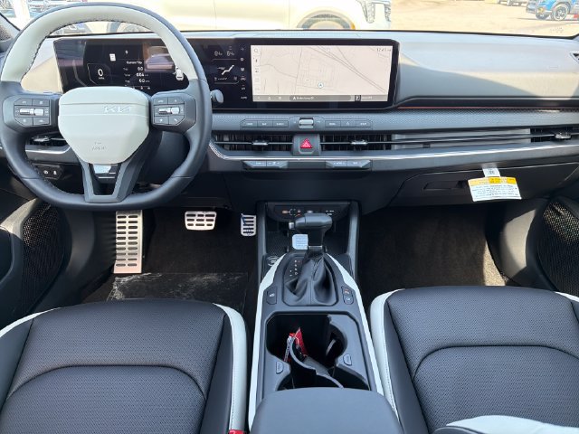 New 2026 Kia K4 GT-Line Turbo FWD image 9