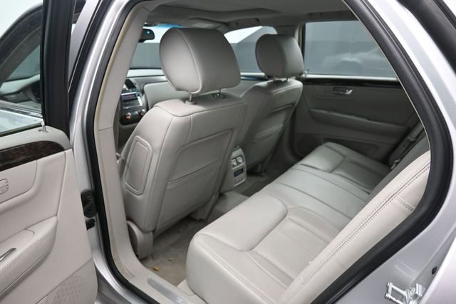 Used 2010 Cadillac DTS Luxury FWD image 13