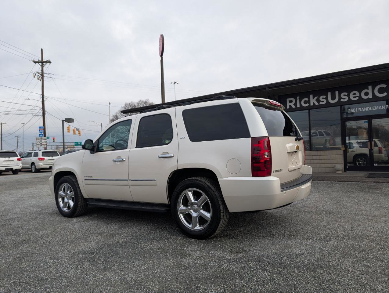 Used 2012 Chevrolet Tahoe LTZ image 9