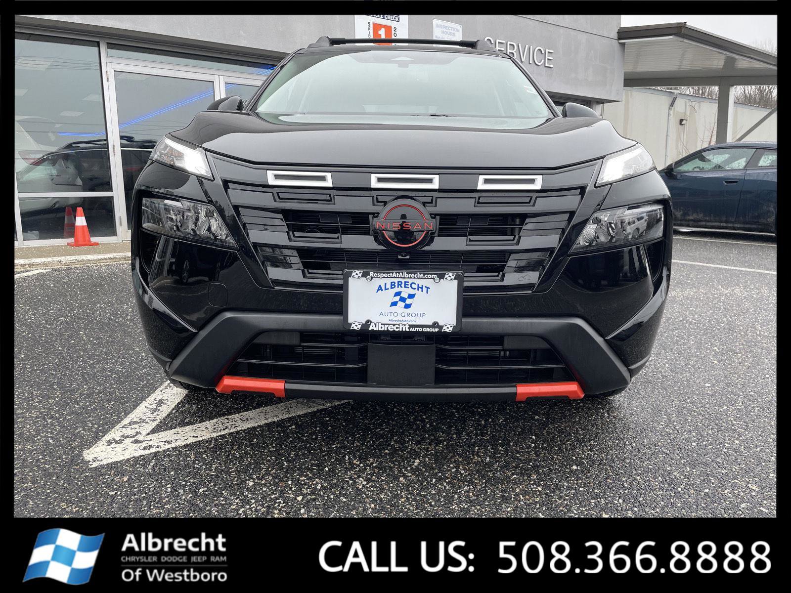 Used 2025 Nissan Rogue SV w/ Rock Creek Premium Package AWD/4WD image 8