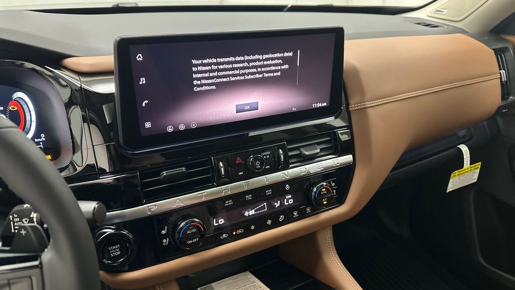 New 2026 Nissan Pathfinder Platinum AWD/4WD image 12