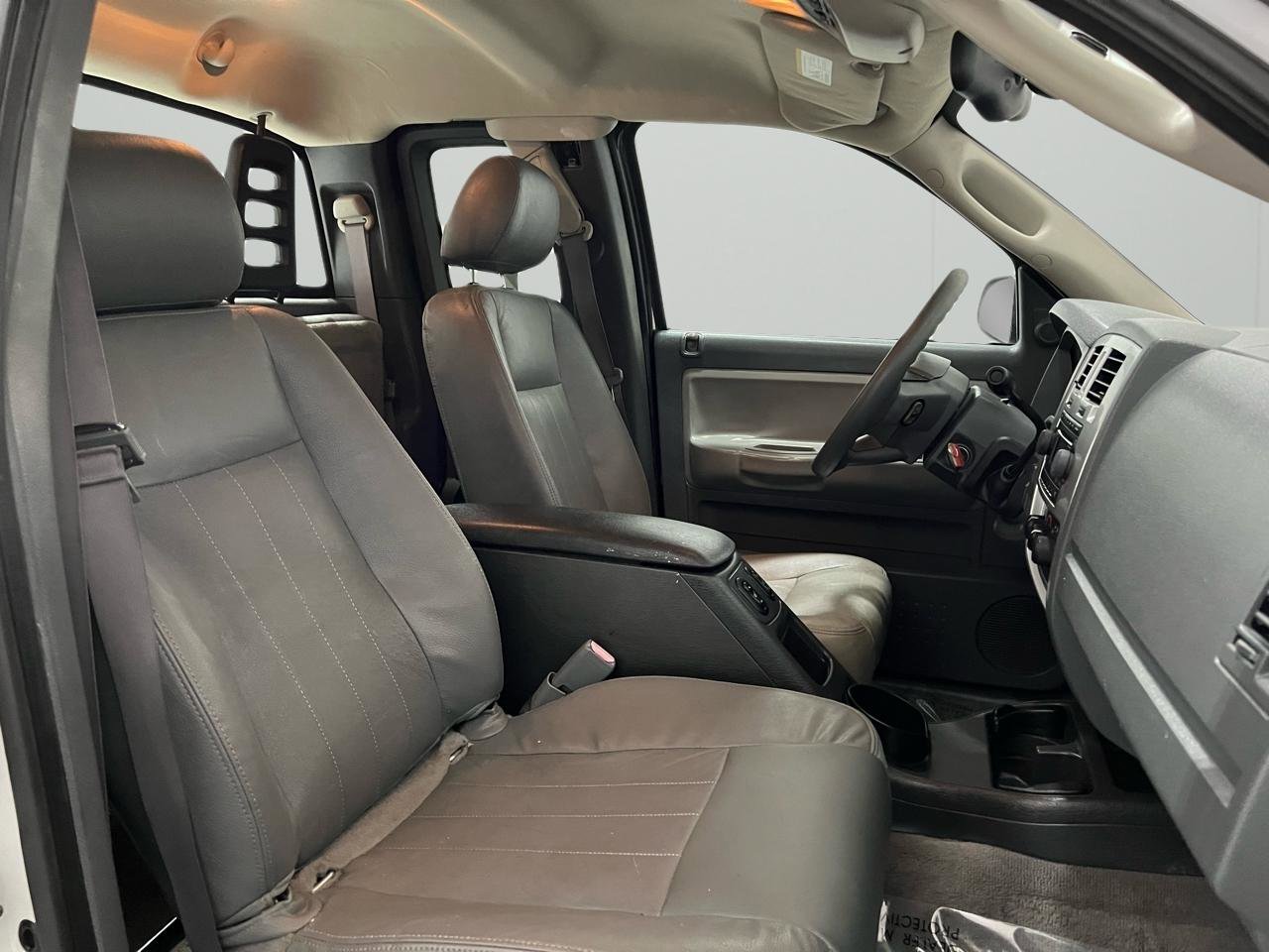 Used 2005 Dodge Dakota Laramie w/ Sport Appearance Group image 18