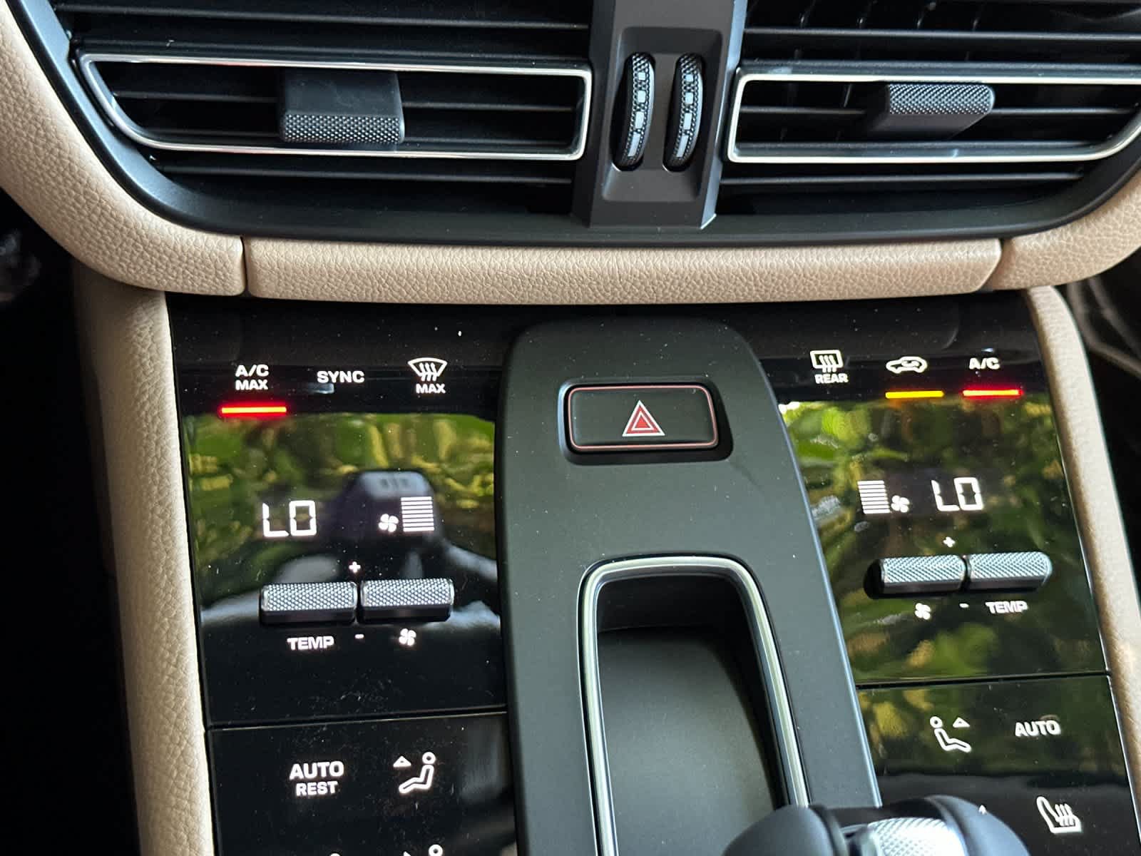New 2026 Porsche Macan AWD/4WD image 23