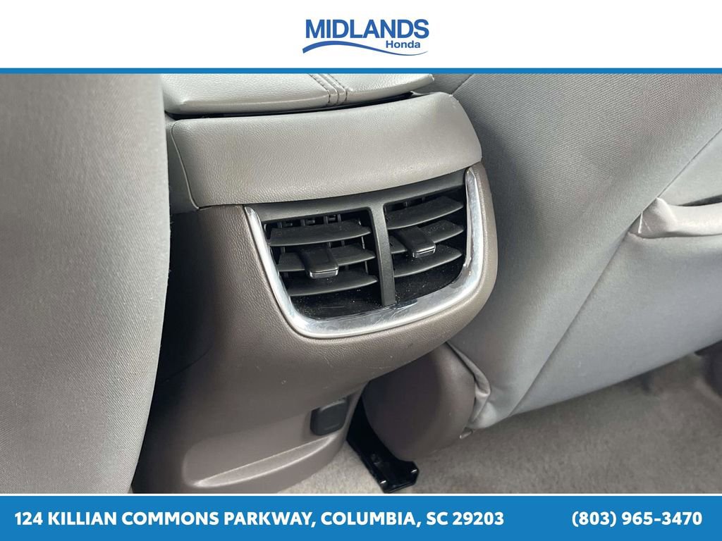 Used 2025 Chevrolet Malibu LT FWD image 11
