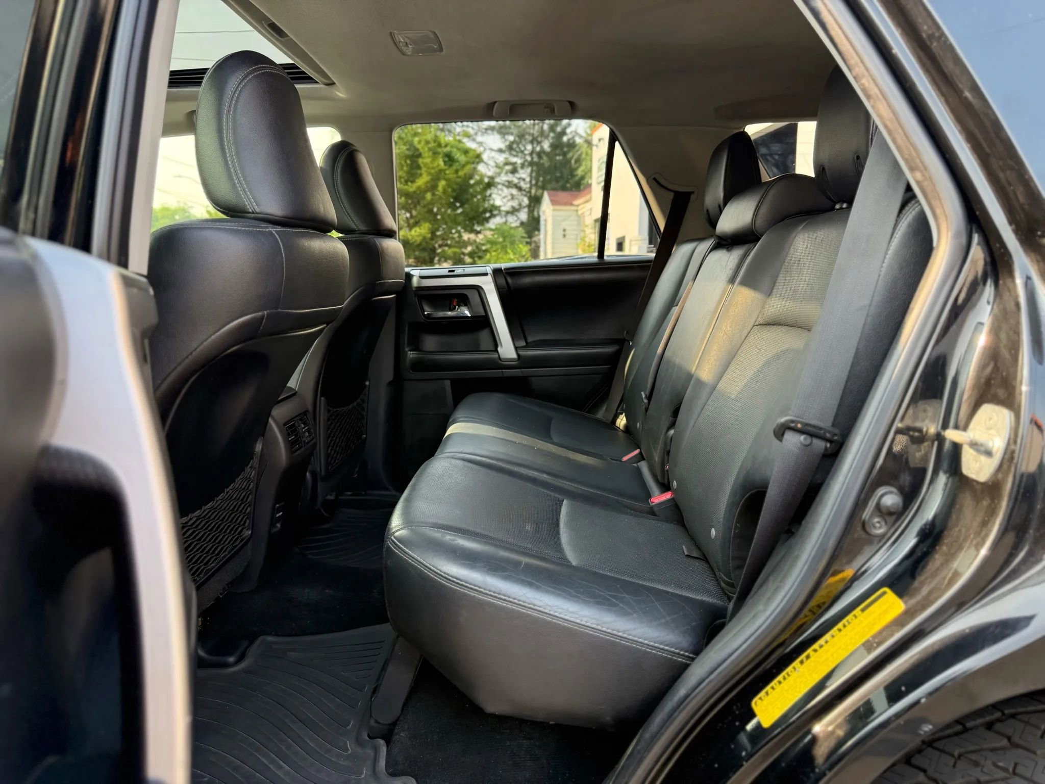 Used 2016 Toyota 4Runner Limited AWD/4WD image 28