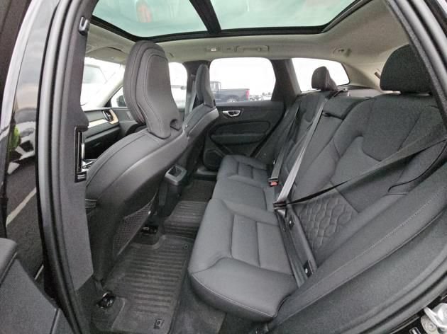 Used 2026 Volvo XC60 B5 Plus AWD/4WD image 13