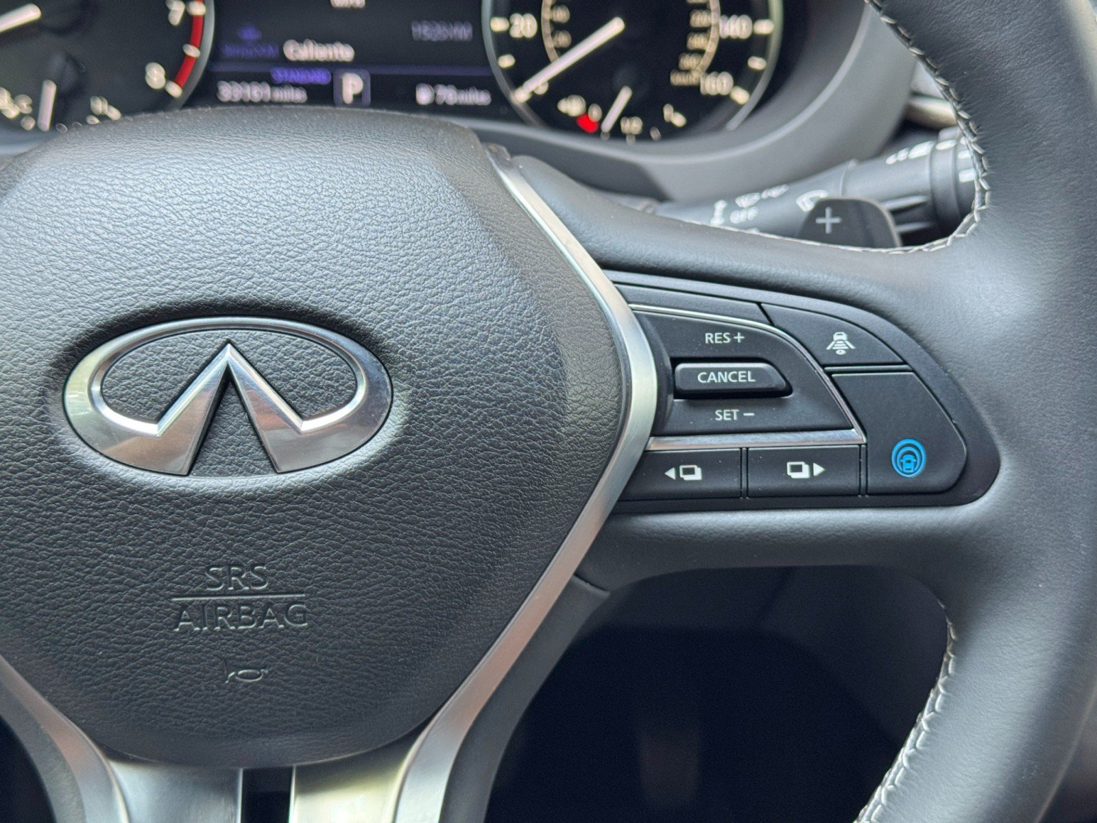 Used 2023 INFINITI QX55 Luxe w/ Cargo Package AWD/4WD image 21