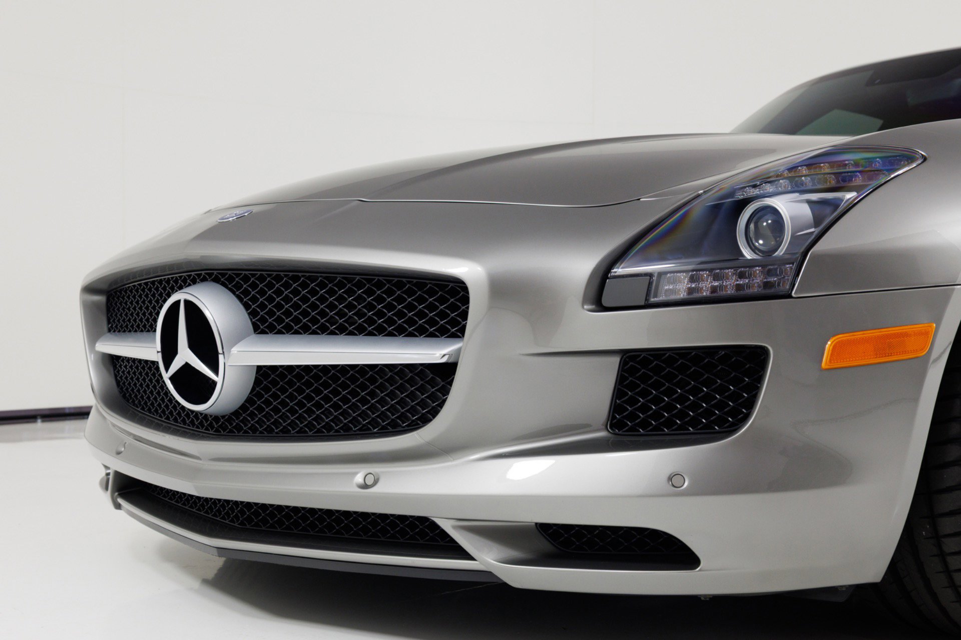 Used 2011 Mercedes-Benz SLS AMG Coupe image 66