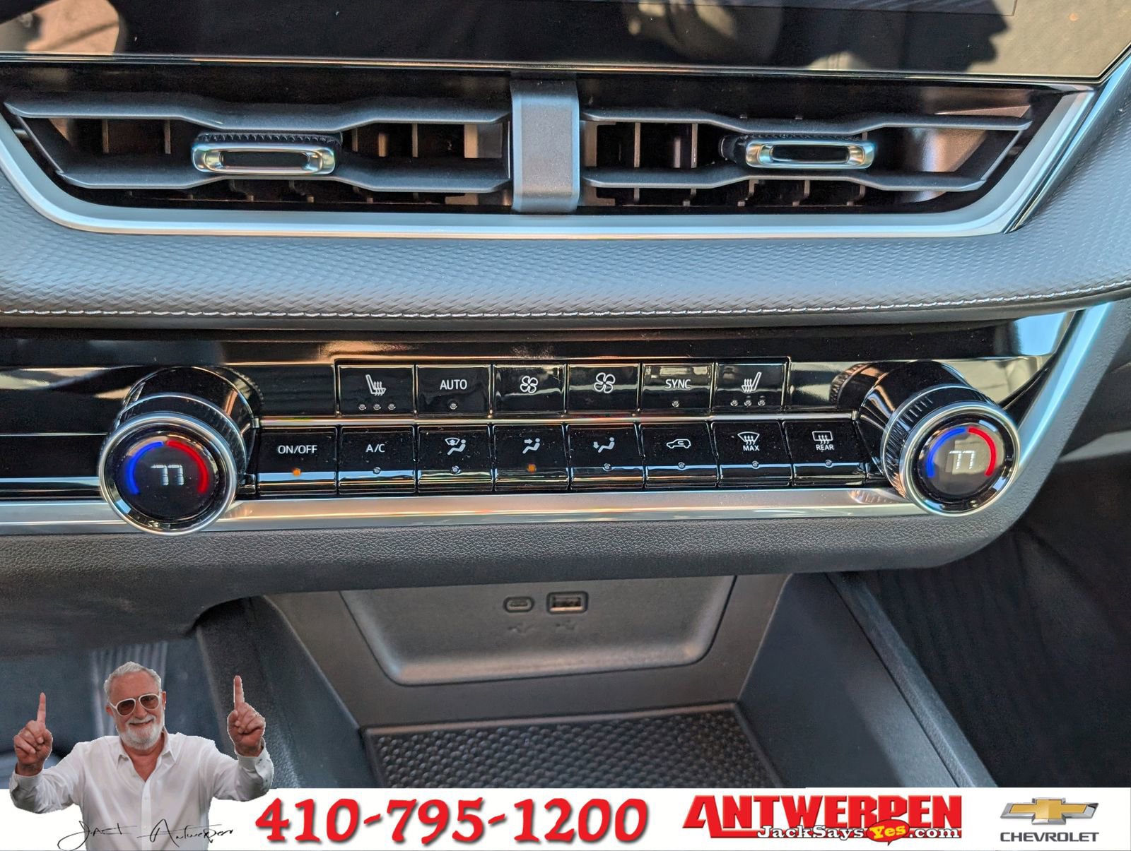 New 2026 Chevrolet Equinox LT w/ Convenience Package II image 24