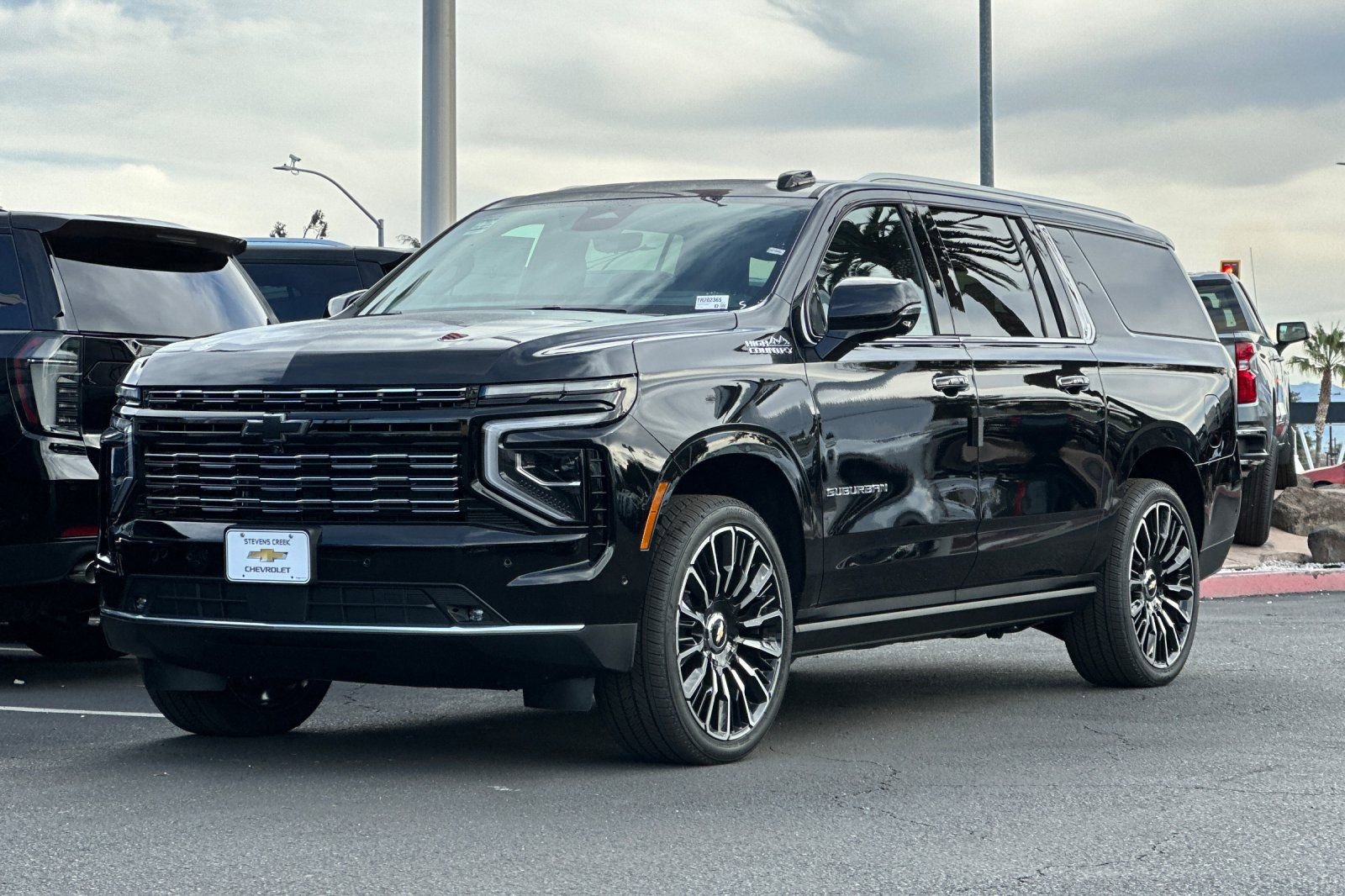 New 2026 Chevrolet Suburban High Country w/ LPO, Illumination Package image 8