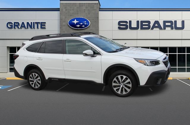 Used 2022 Subaru Outback Premium image 13