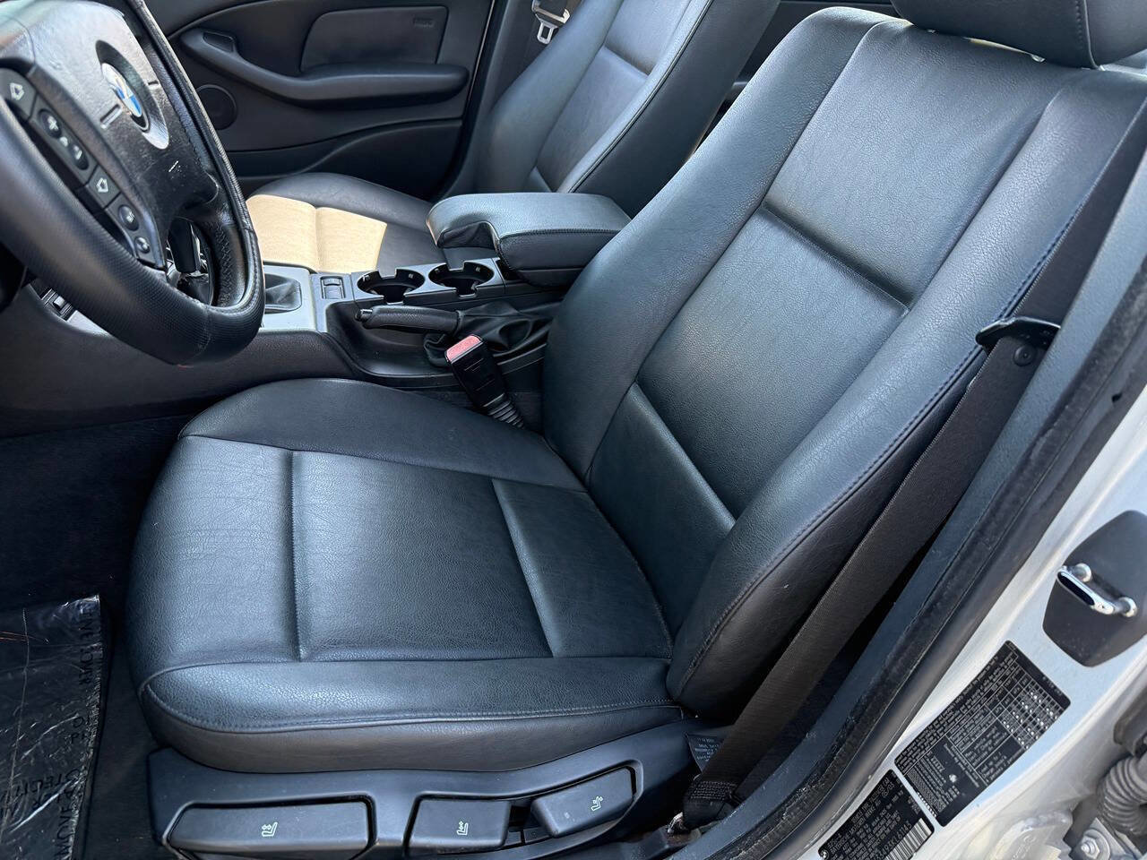 Used 2003 BMW 325i Sedan image 8