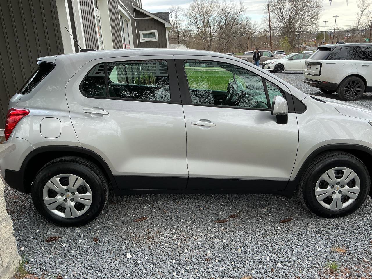 Used 2018 Chevrolet Trax LS image 4