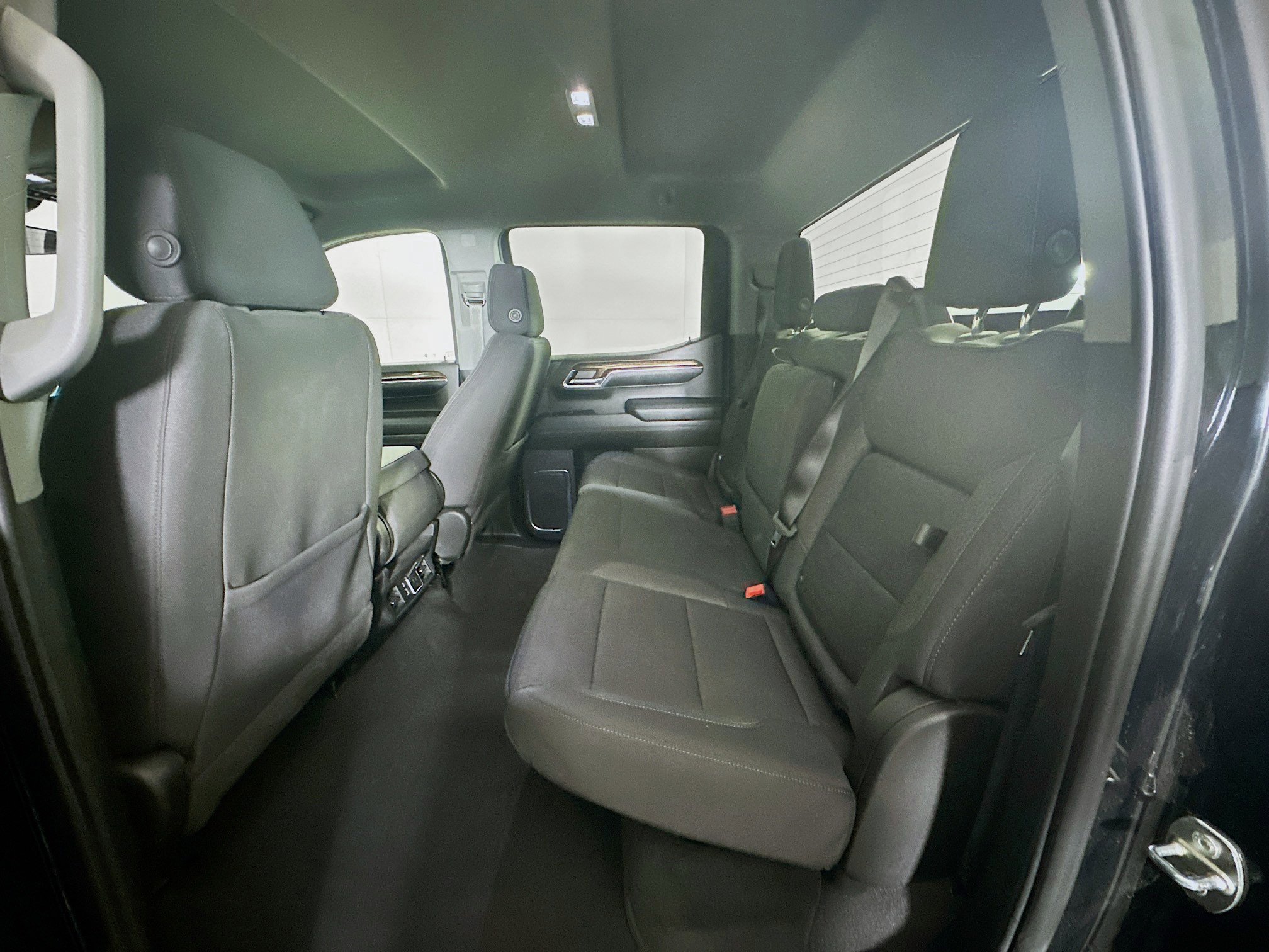 Used 2024 GMC Sierra 1500 Elevation image 28