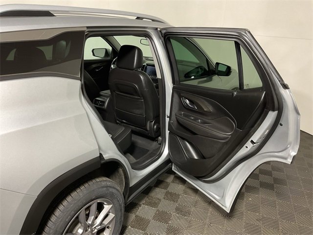 Used 2022 GMC Terrain SLT image 31