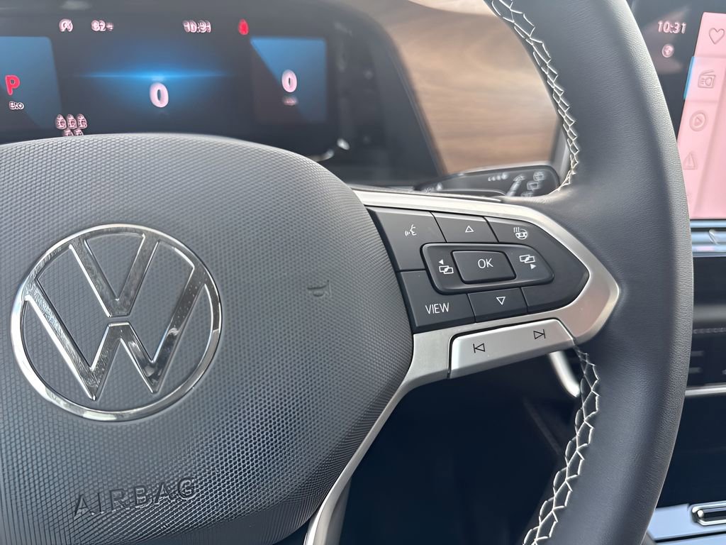 Used 2026 Volkswagen Atlas SE FWD image 16