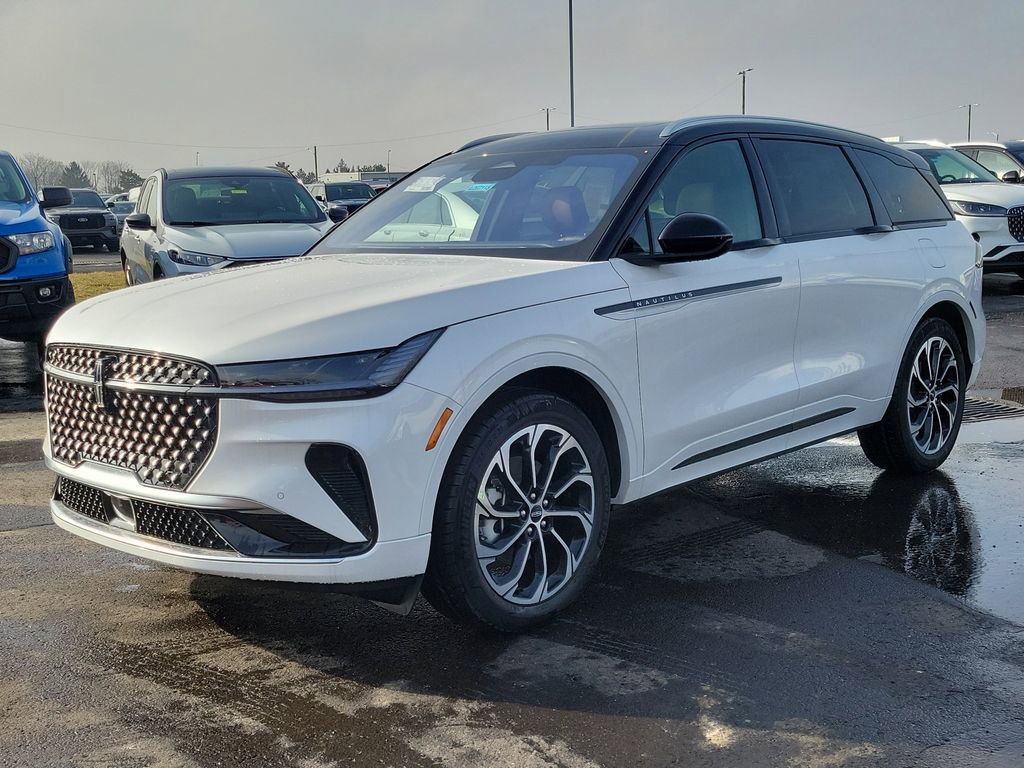 New 2026 Lincoln Nautilus Reserve image 8