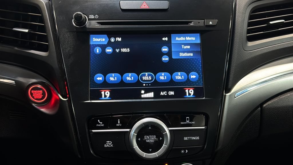 Used 2020 Acura ILX w/ Premium Package FWD image 26