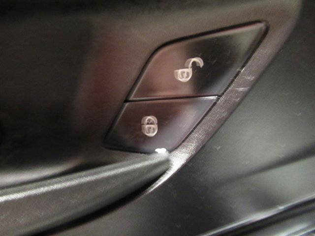 Used 2020 Mercedes-Benz Metris w/ Safety Package image 17
