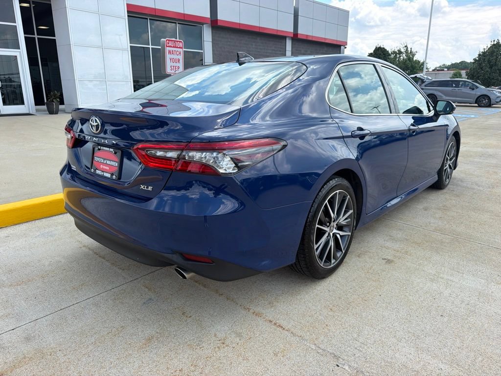 Used 2023 Toyota Camry XLE w/ Navigation Package FWD image 4
