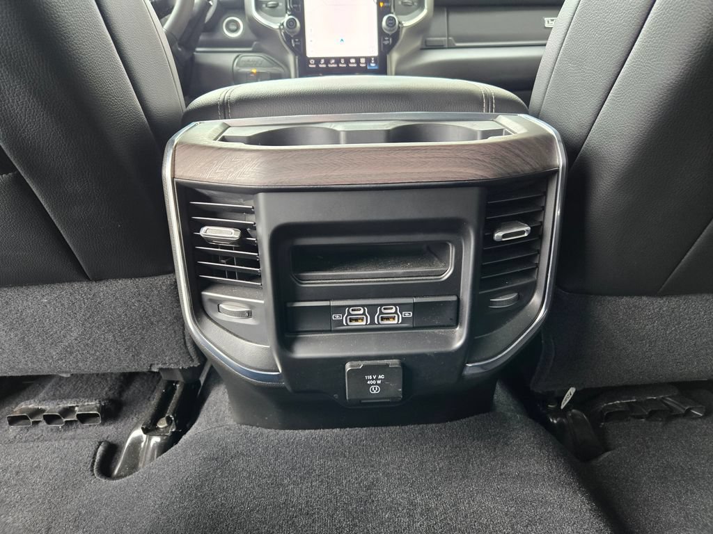 Used 2025 RAM 2500 Laramie AWD/4WD image 42
