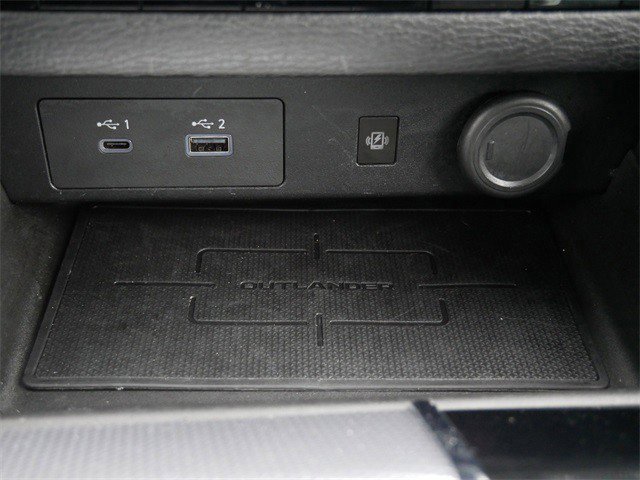 Used 2023 Mitsubishi Outlander SEL image 24