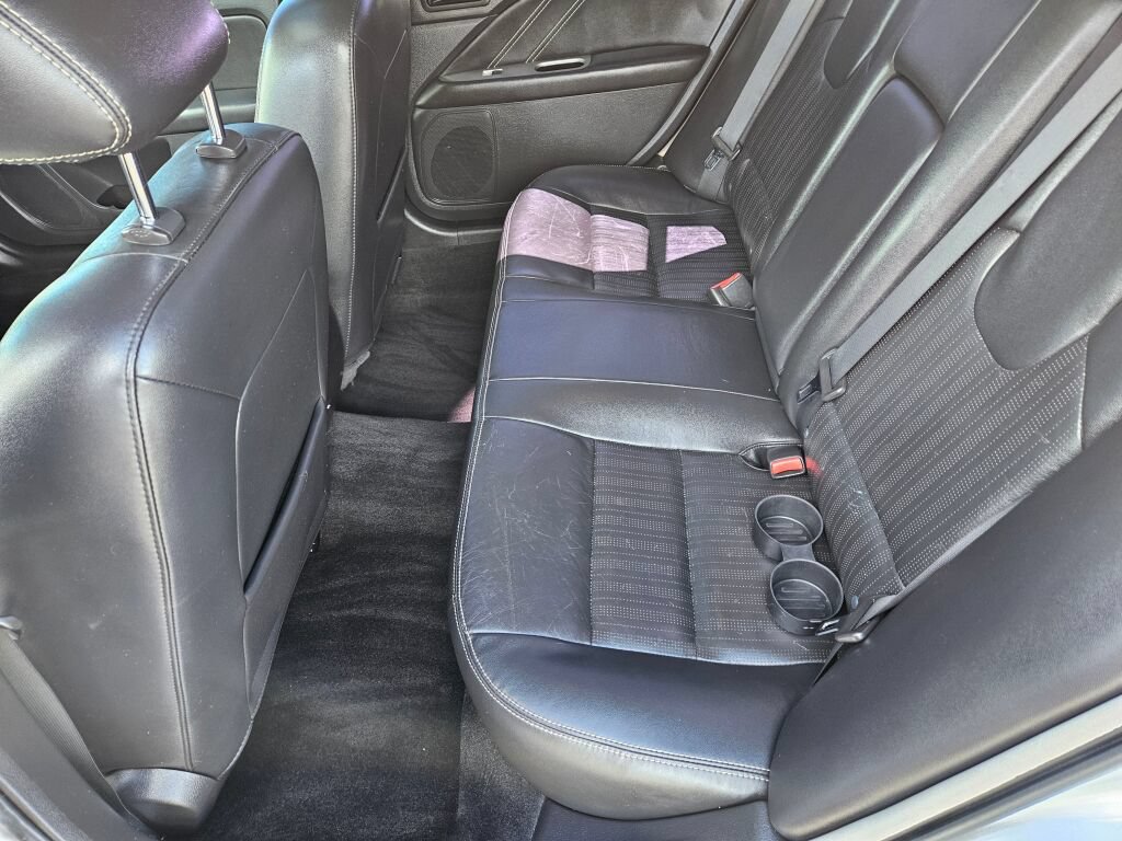 Used 2011 Ford Fusion Sport w/ 402A Rapid Spec Order Code FWD image 10
