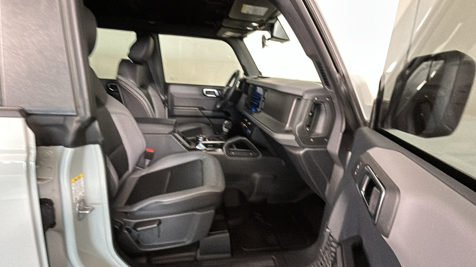 Used 2024 Ford Bronco Big Bend AWD/4WD image 32