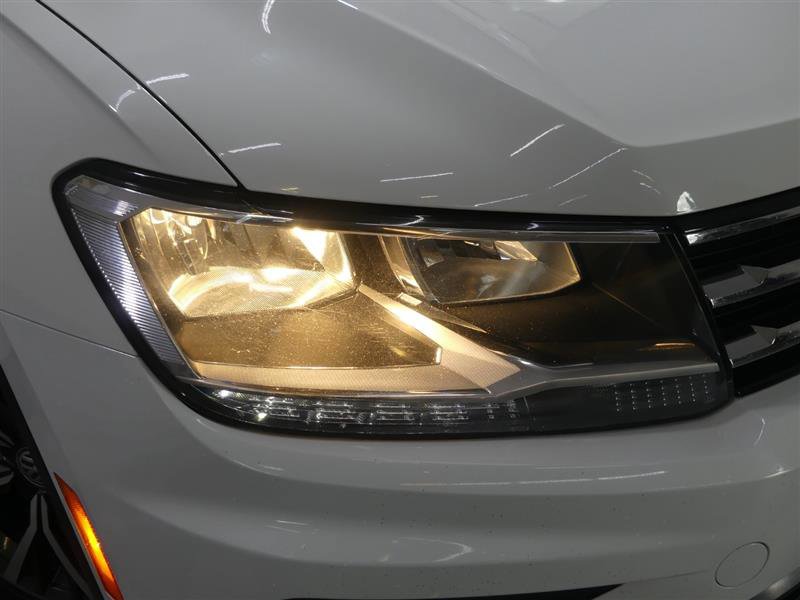 Used 2019 Volkswagen Tiguan SE w/ Panoramic Sunroof Package image 15