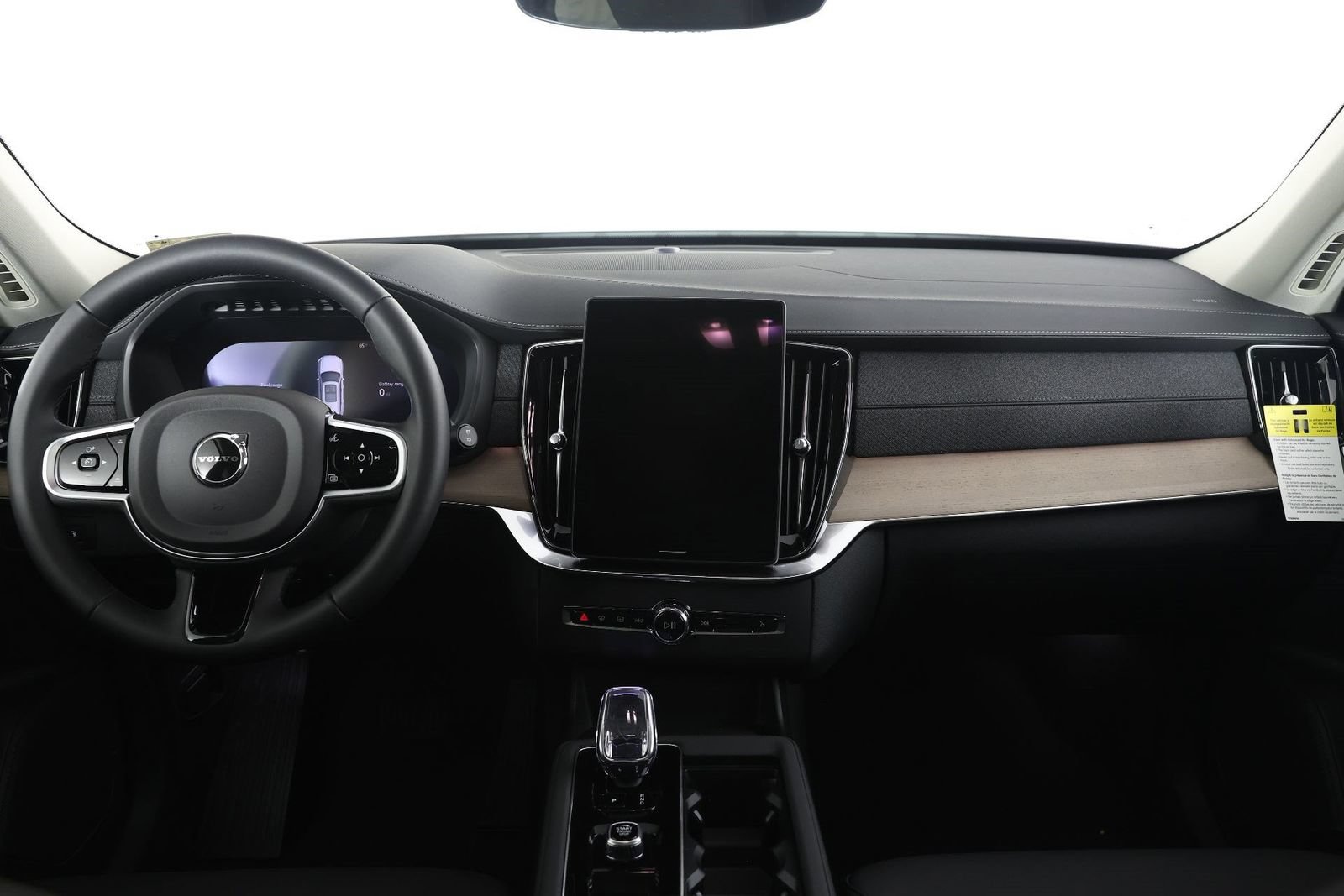 New 2026 Volvo XC90 T8 Plus w/ Protection Package AWD/4WD image 5