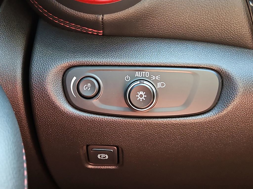 Used 2020 Chevrolet Blazer RS image 25