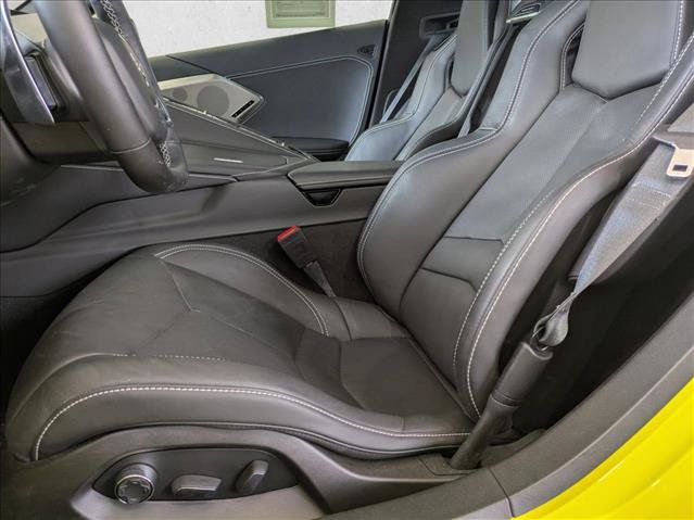 Used 2021 Chevrolet Corvette Stingray Preferred Cpe w/ Z51 Performance Package RWD image 16