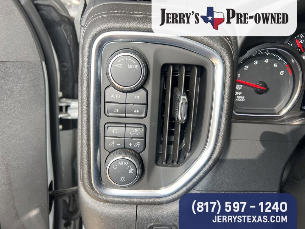Used 2020 Chevrolet Silverado 1500 RST w/ Texas Edition AWD/4WD image 13