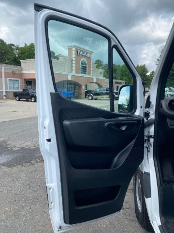 Used 2023 Mercedes-Benz Sprinter 2500 image 26