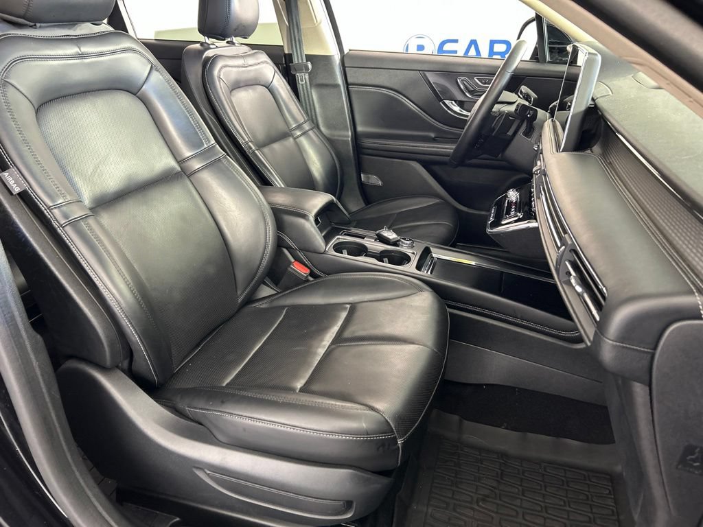 Used 2024 Lincoln Corsair AWD w/ Equipment Group 101A image 20