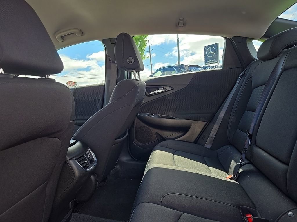 Used 2023 Chevrolet Malibu LT FWD image 31