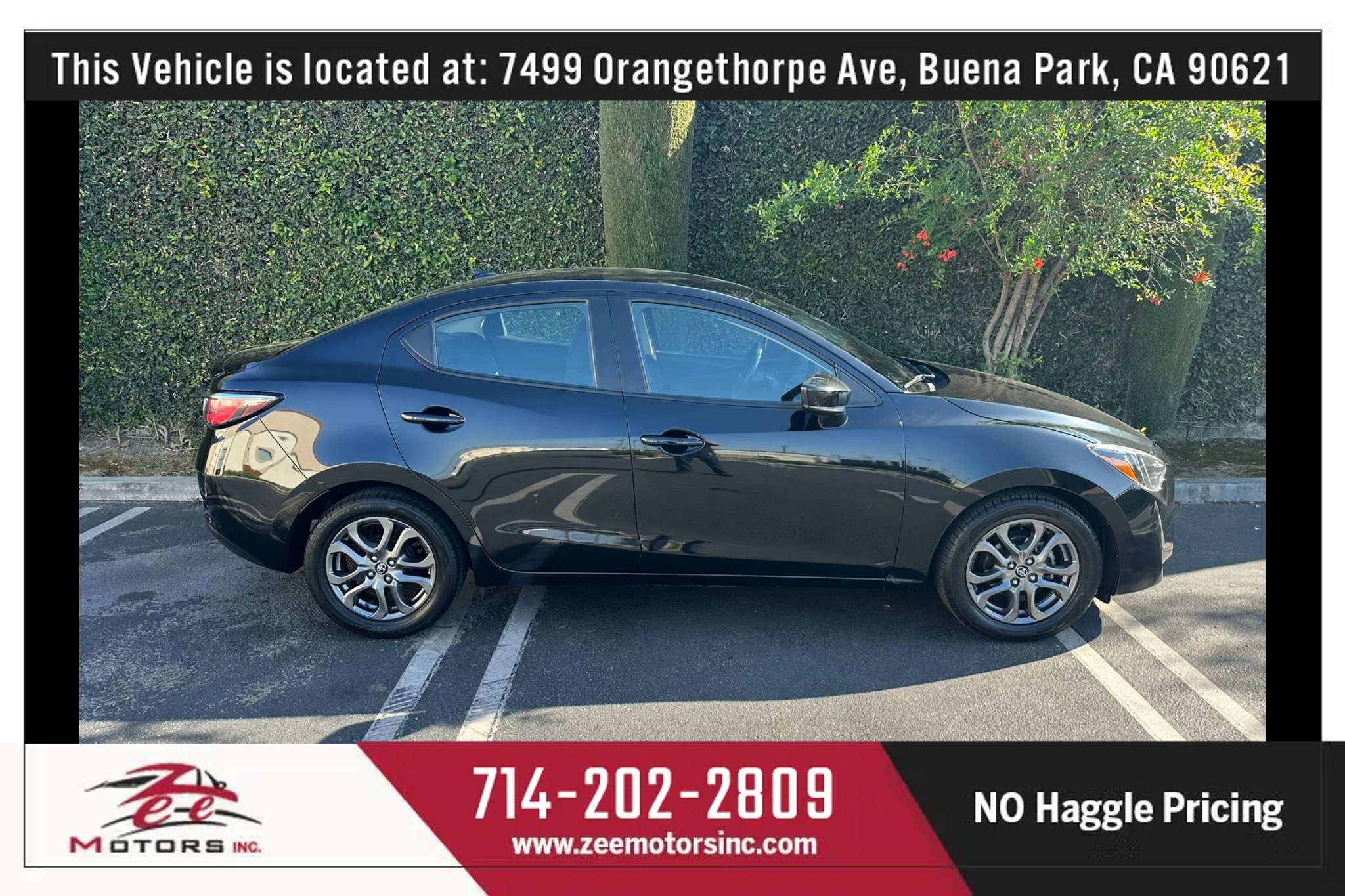 Used 2019 Toyota Yaris LE FWD image 4