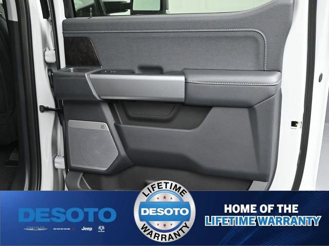 New 2026 Ford F250 Lariat w/ Chrome Package image 13