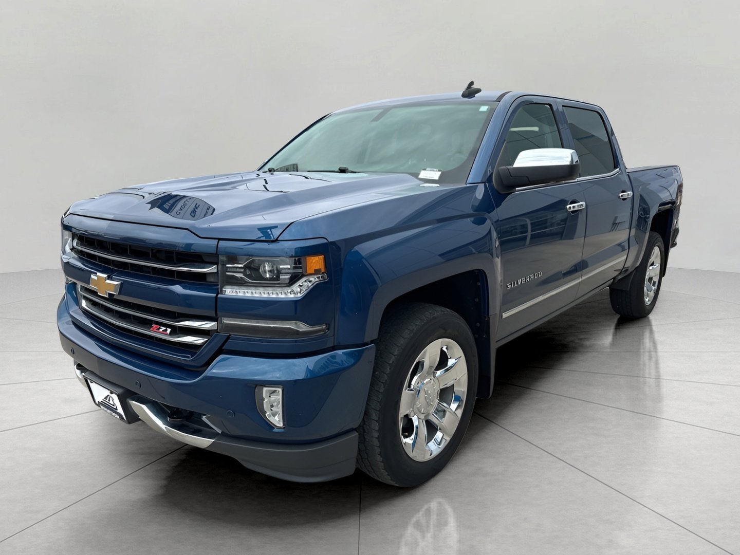 Used 2017 Chevrolet Silverado 1500 LTZ Z71 w/ LTZ Plus Package image 7