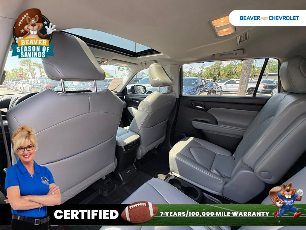 Used 2022 Toyota Highlander XLE FWD image 15