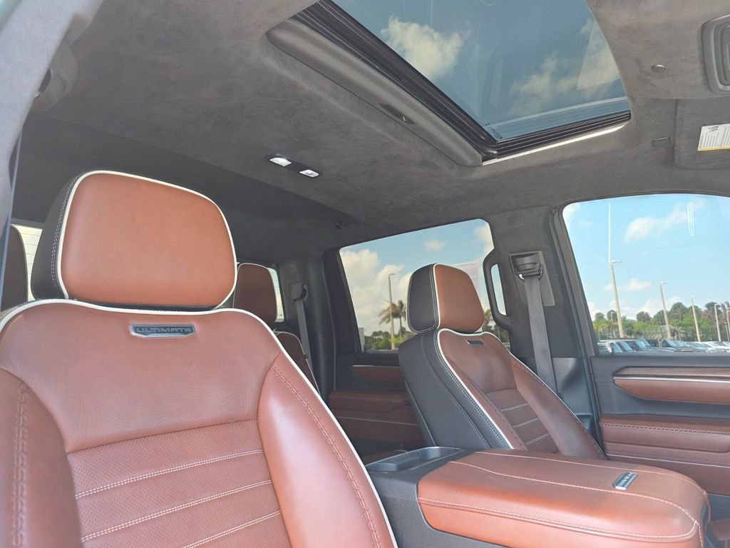 Used 2024 GMC Sierra 2500 Denali Ultimate AWD/4WD image 11