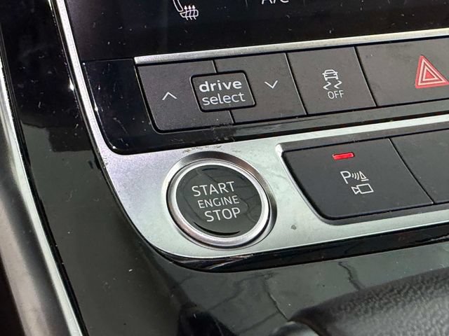 Used 2023 Audi Q8 Premium w/ Black Optic Package AWD/4WD image 31