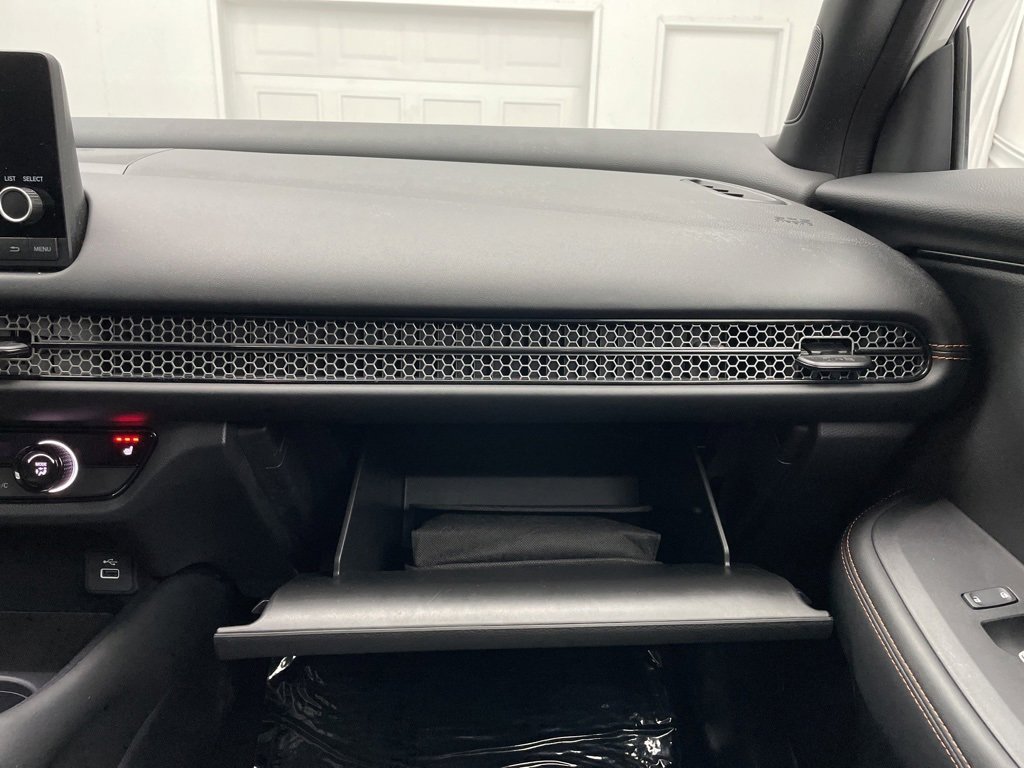 Used 2024 Honda HR-V Sport image 36